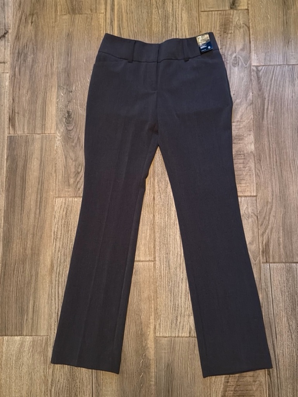 Stretch Straight-Leg Dress Pants in Black